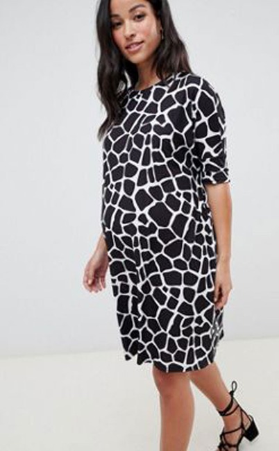 E-Comm: Fashion-Forward Maternity Wear